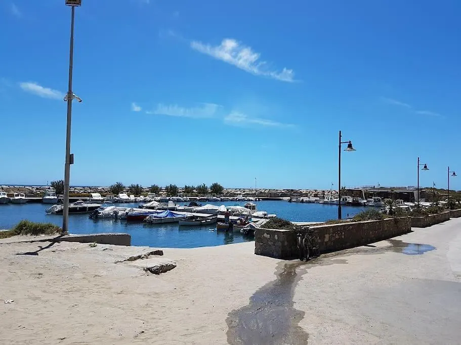 La Casa Di Mario A San Lorenzo Al Mare 0*,